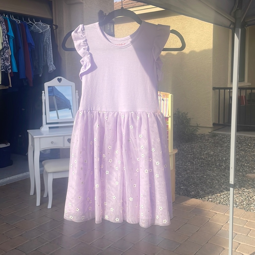 Size 7/8 girls dress. New w tags